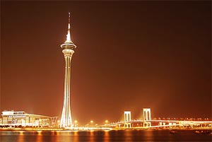 Eiffel tower sera el segundo dia en macau